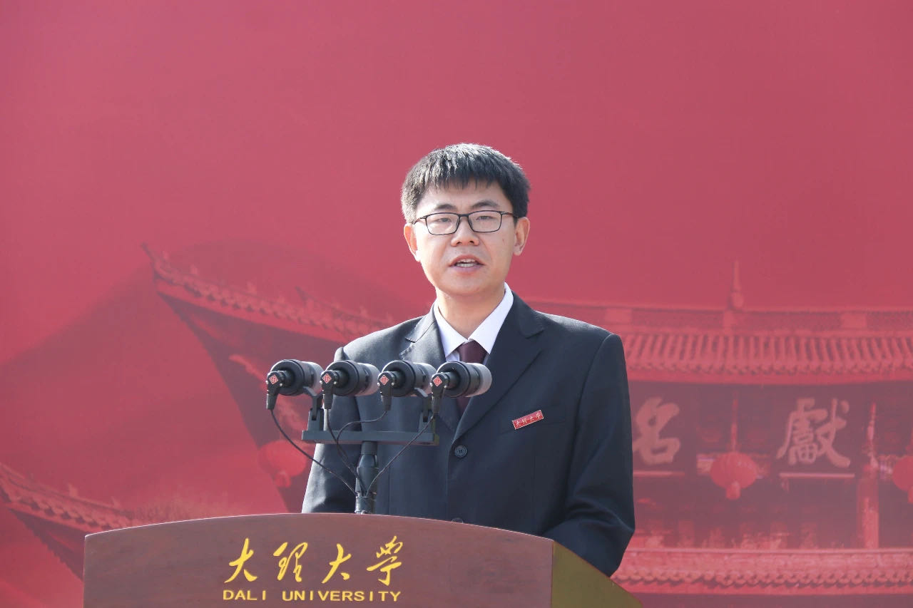 李荊廣.jpg